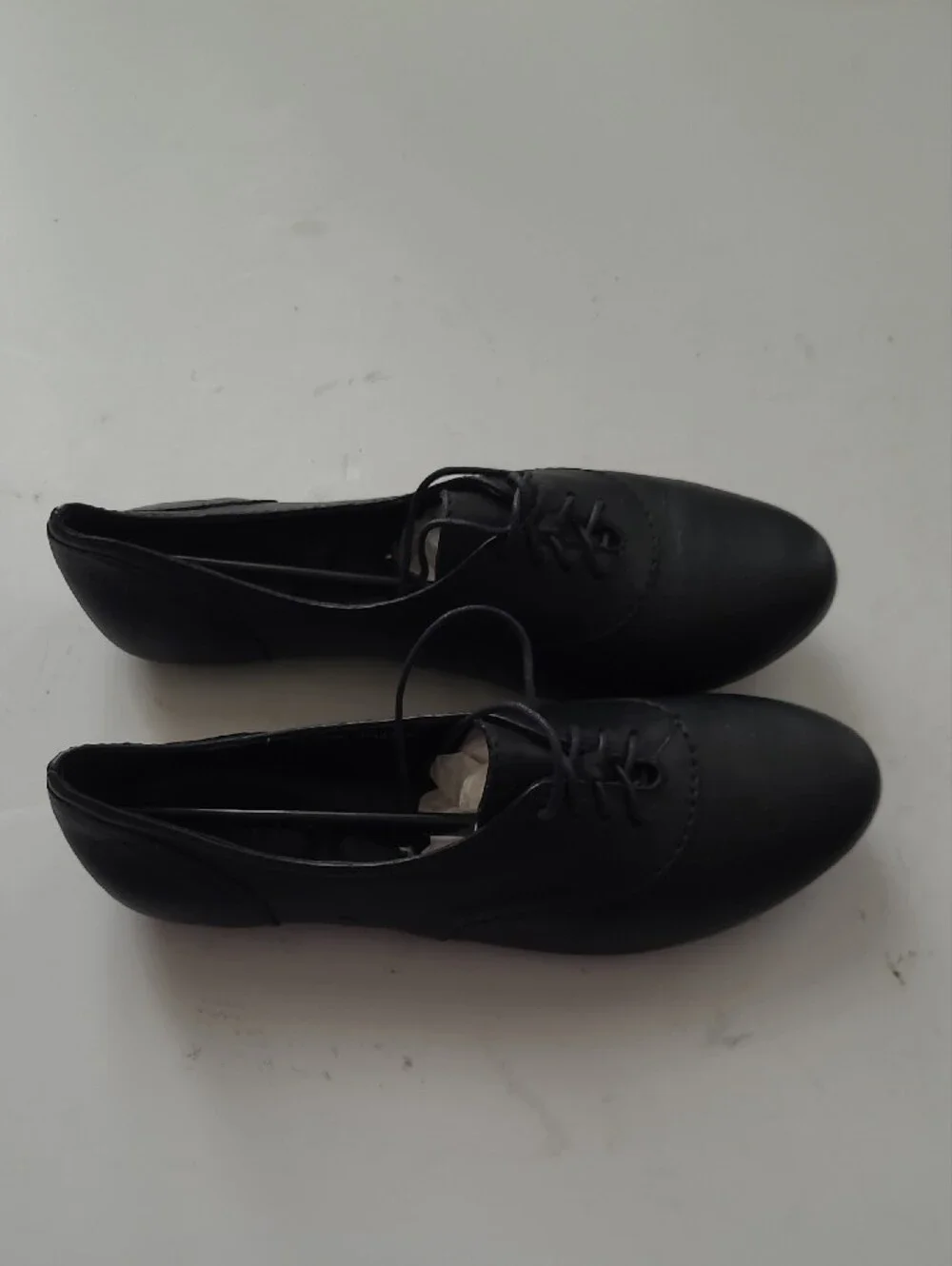 Born Black Leather Lace-Up Oxford Flats